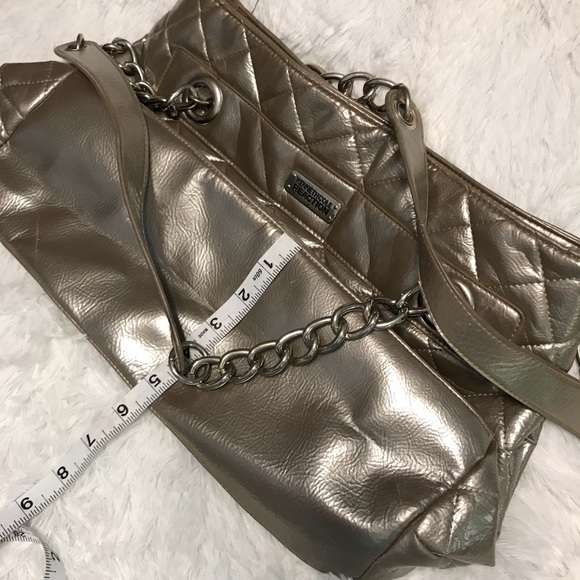 Kenneth Cole Reaction Purse - Picture 5 of 8